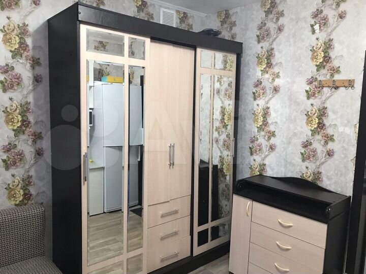 Комната 12 м² в 8-к., 2/5 эт.