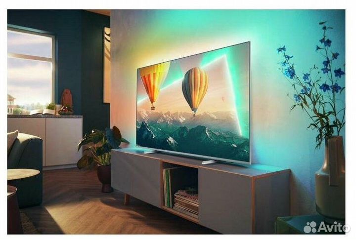 Телевизор Philips 55PUS8108 + с Ambilight + Новый