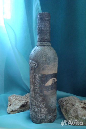 Крымское марочное вино в бутылке-Декупаж