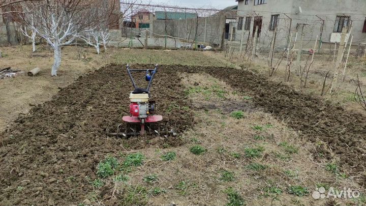 Мотоблок пахата