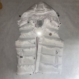 Жилетка Moncler белая