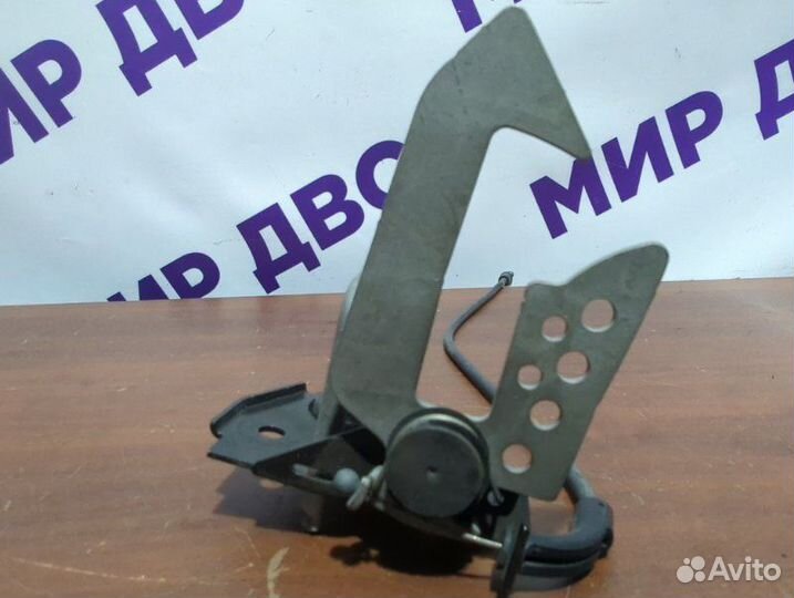 Замок капота передний Bmw 5 F10 N20 2012