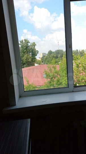 Комната 16 м² в 3-к., 4/4 эт.