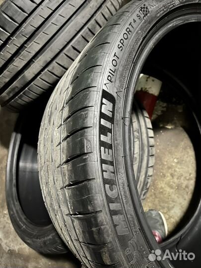 Michelin Pilot Sport 4 S 245/35 R20 и 295/30 R20 ZR