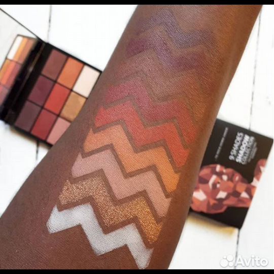 Палетка теней Gosh