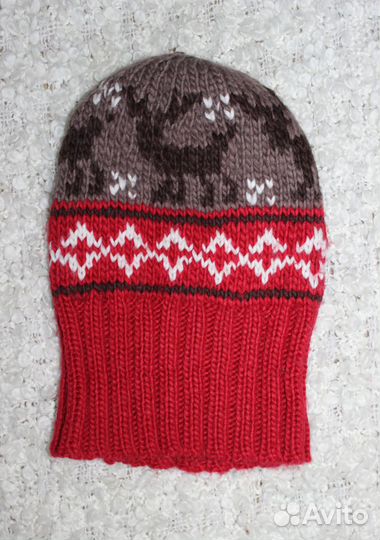 Шапка красная
