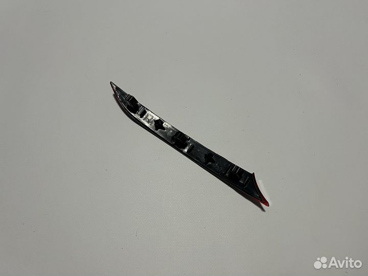 Левый отражатель заднего бампера BMW G20 М пакет