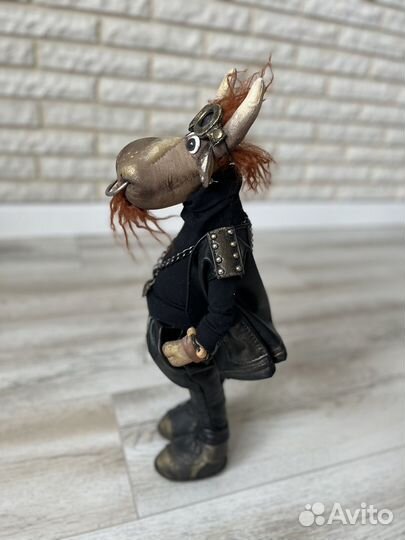 Бык байкер ручная работа