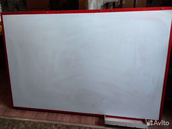 Магнитно маркерная доска