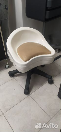 Косметологический стул