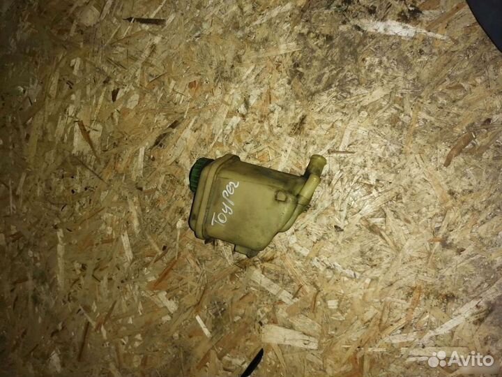 Бачок гур Фольксваген Тоурег