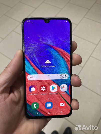 Смартфон Samsung Galaxy A40