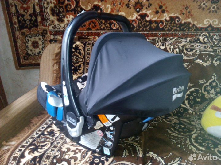 Britax 0+ и к нему Isofix Base