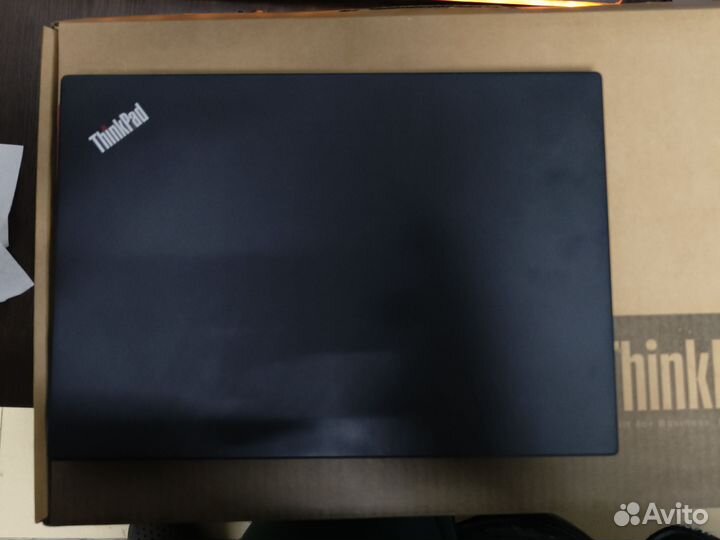 Lenovo thinkpad x390 Lte+