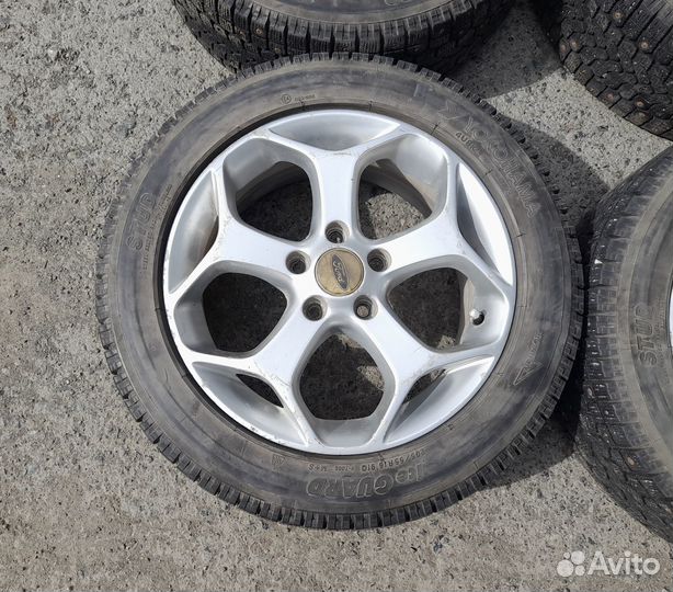 R16 Yokohama Ice Guard F700Z 205/55, PCD 5x108 DIA 63.4