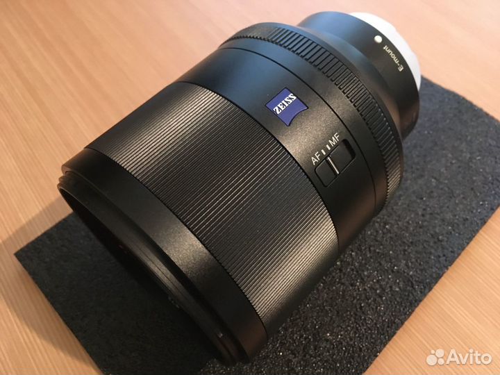 Sony Zeiss Planar T* FE 50mm f/1.4 ZA (SEL-50F14Z)