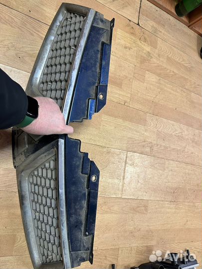 Решетка радиатора Mitsubishi L200 2006-2016