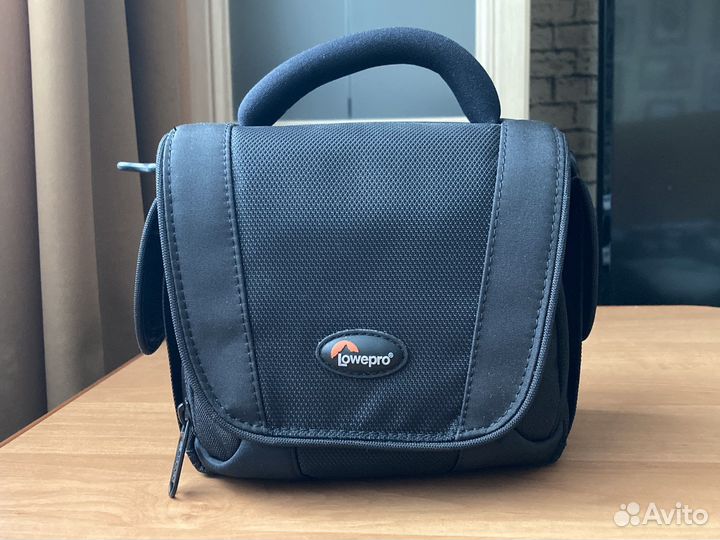 Компактная сумка для фотоаппарата