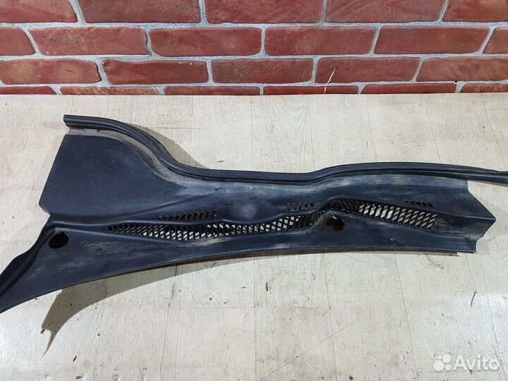 Жабо левая часть volkswagen passat b6