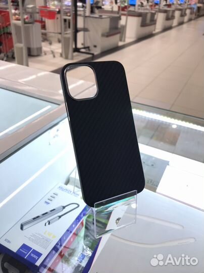 Чехол на iPhone 12