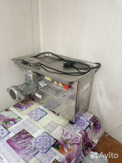 Мясорубка электрическая бу