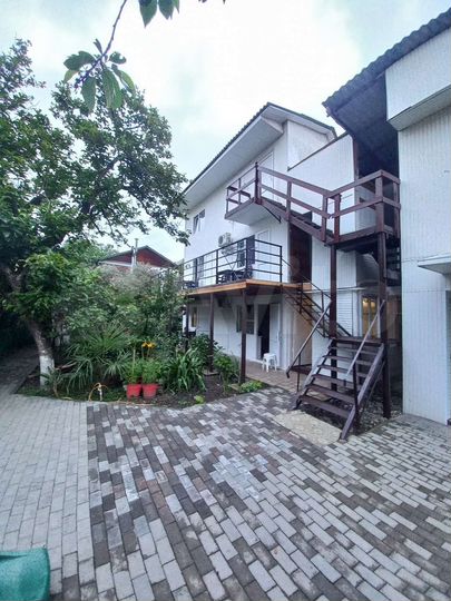 Комната 25 м² в 9-к., 2/3 эт.