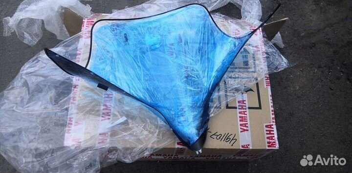 Новое оригинальное стекло Yamaha RS Venture