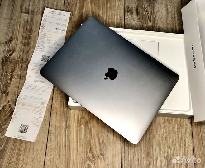 MacBook Pro 13 2019 128gb/8gb/touch bar Ростест