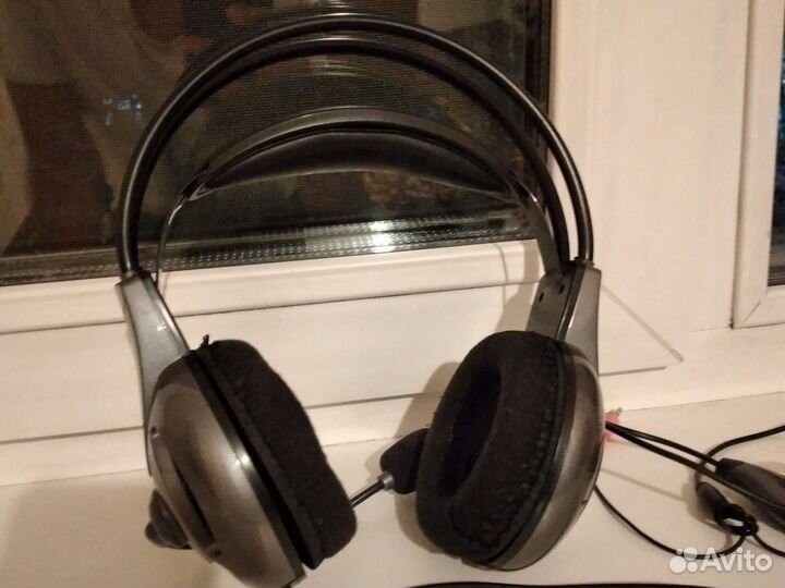 Игровые наушники с микрофоном