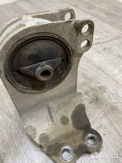 Опора кпп Brilliance M2 (BS4)