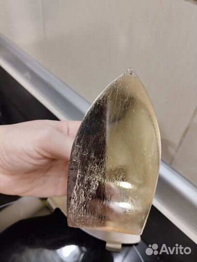 Утюг игрушка СССР на подставке, редкий