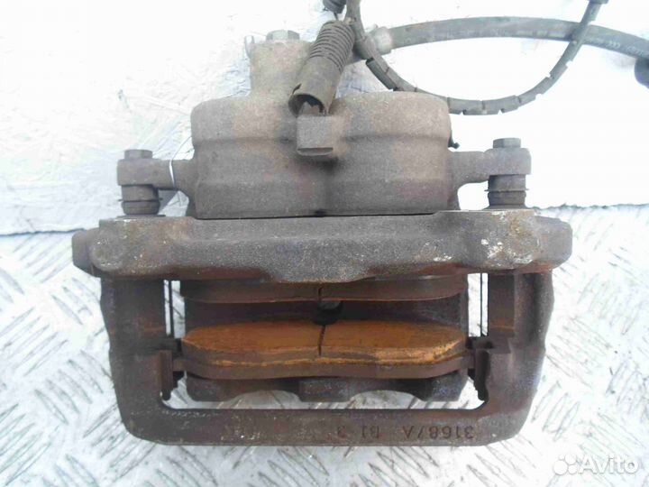 Суппорт передний левый Land Rover Range Rover 3 L3