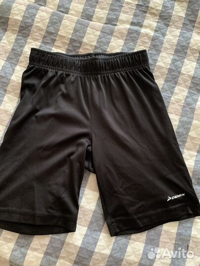 Рубашки школьные 140