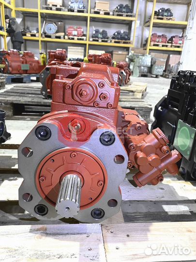 Гидравлический насос Hyundai R160W-9A