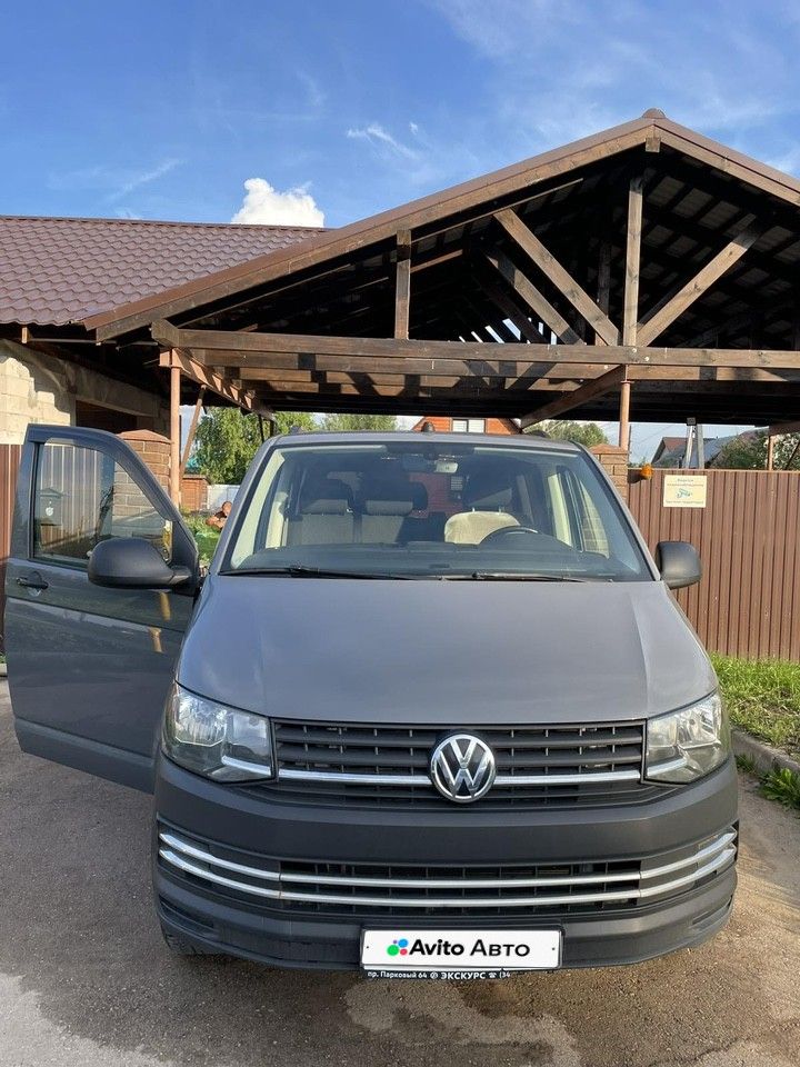 Volkswagen Caravelle: фото владельца
