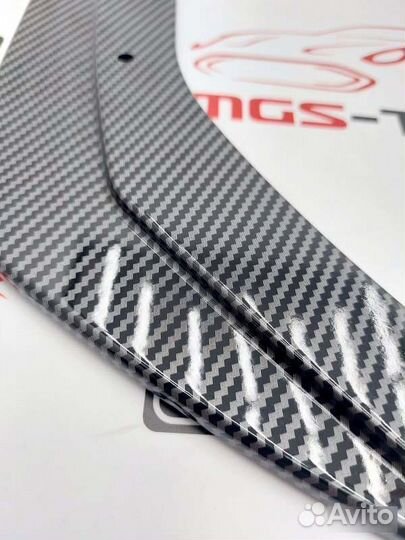 Сплиттеры под карбон в задний бампер BMW G20