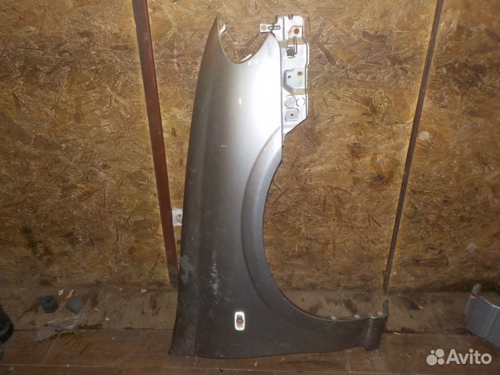 Крыло переднее правое Nissan Almera N16