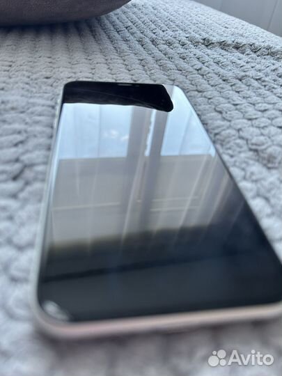 iPhone xr 64gb белый