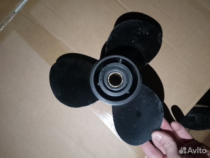 Винт для лодочного мотора