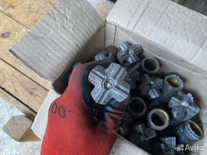 Коронки перфораторные типа бкпм кнш