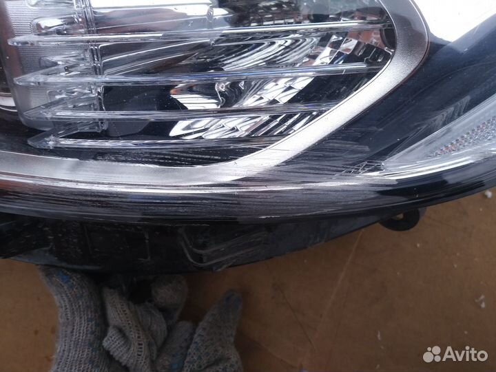 Фара левая Ford Mondeo 5