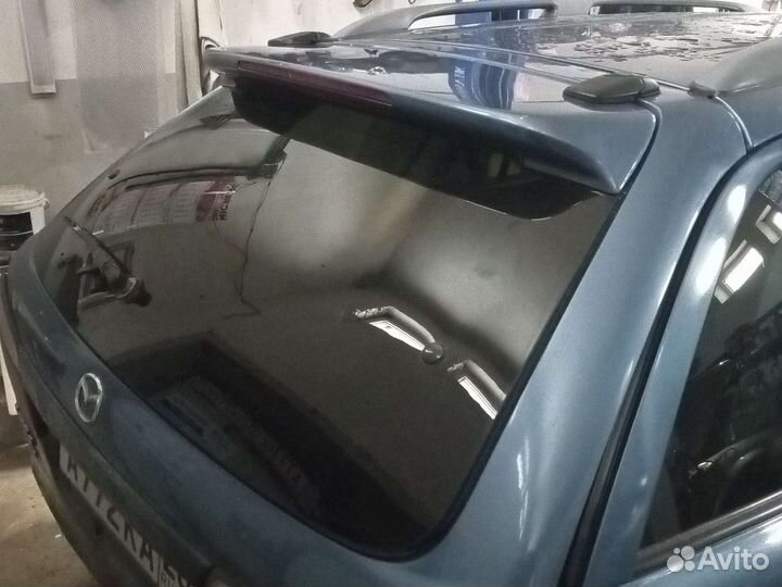 Стекло заднее Мазда капелла универсал GW