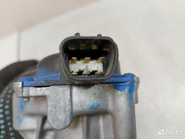 Моторчик стеклоочистителя передний MR957879