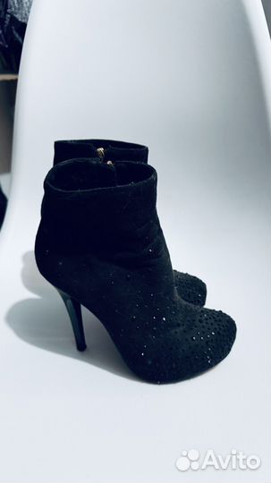 Ботильоны 38,5 женские на шпильке