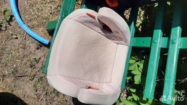 Бустер от 15 кг до 36 кг