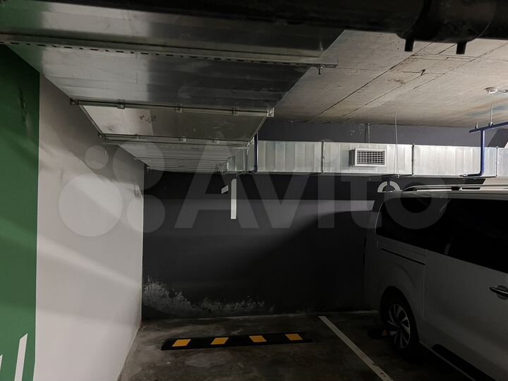 Машиноместо, 14 м²