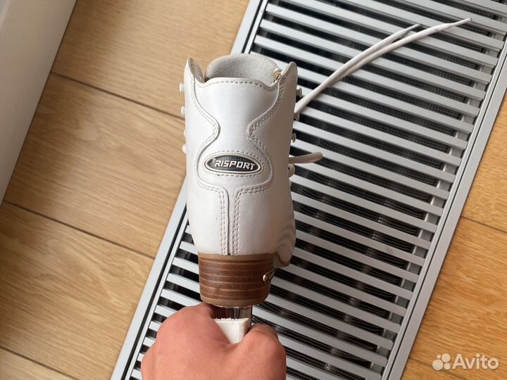 Фигурные коньки risport