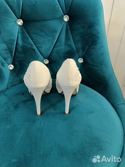Туфли праздничные