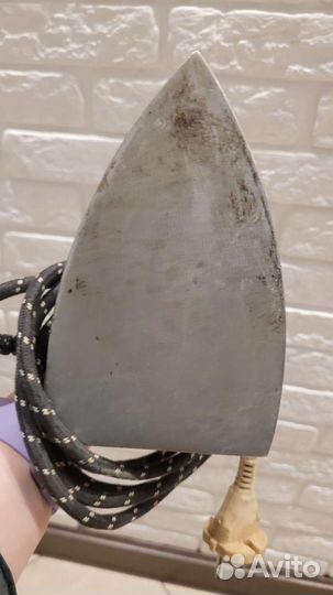 Утюг дорожный