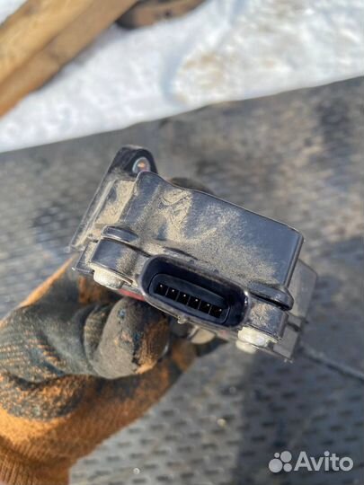 Педаль газа Toyota Crown S200 GWS204